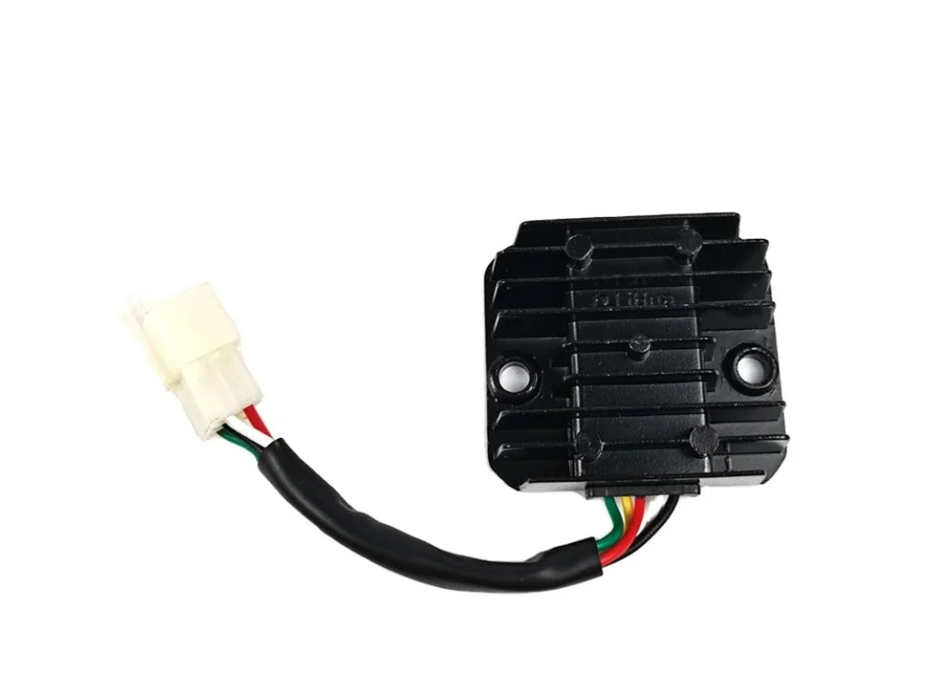 Regulátor napätia 5-pin (typ 3) pre štvorkolky a pitbike